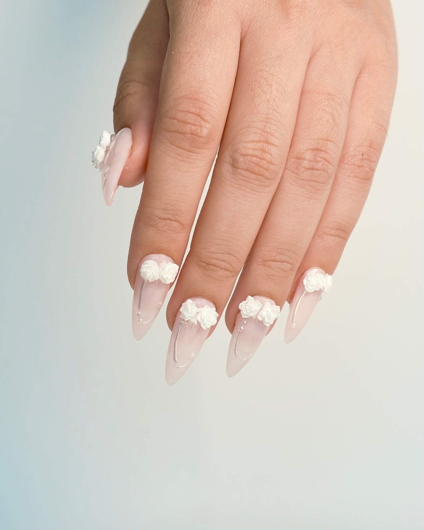 ETERNAL ROSES PRESS-ON NAILS