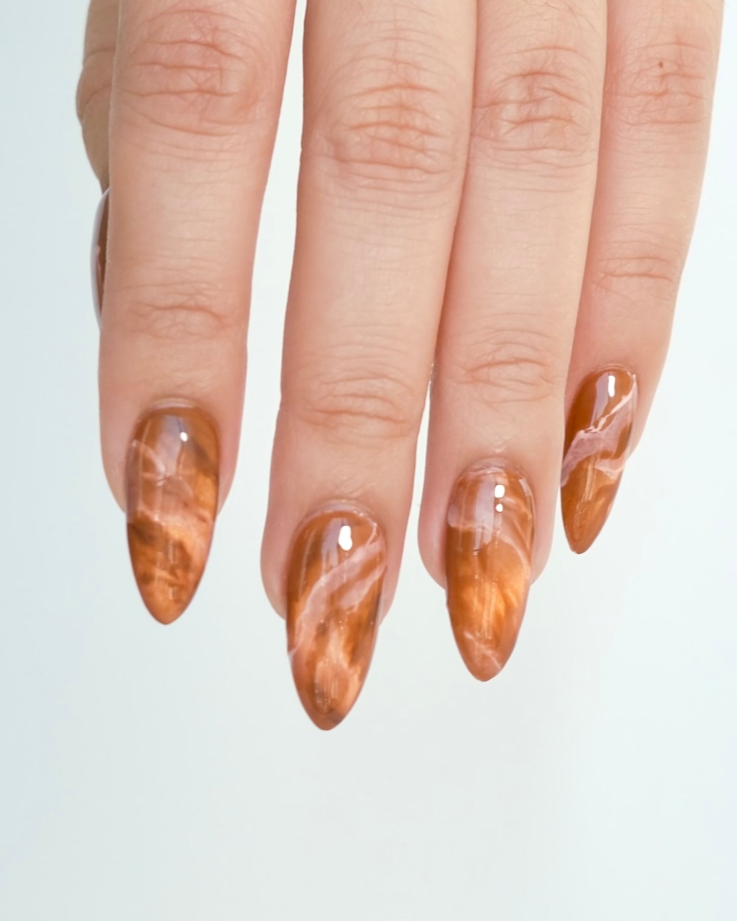 CARAMEL ONYX PRESS-ON NAILS