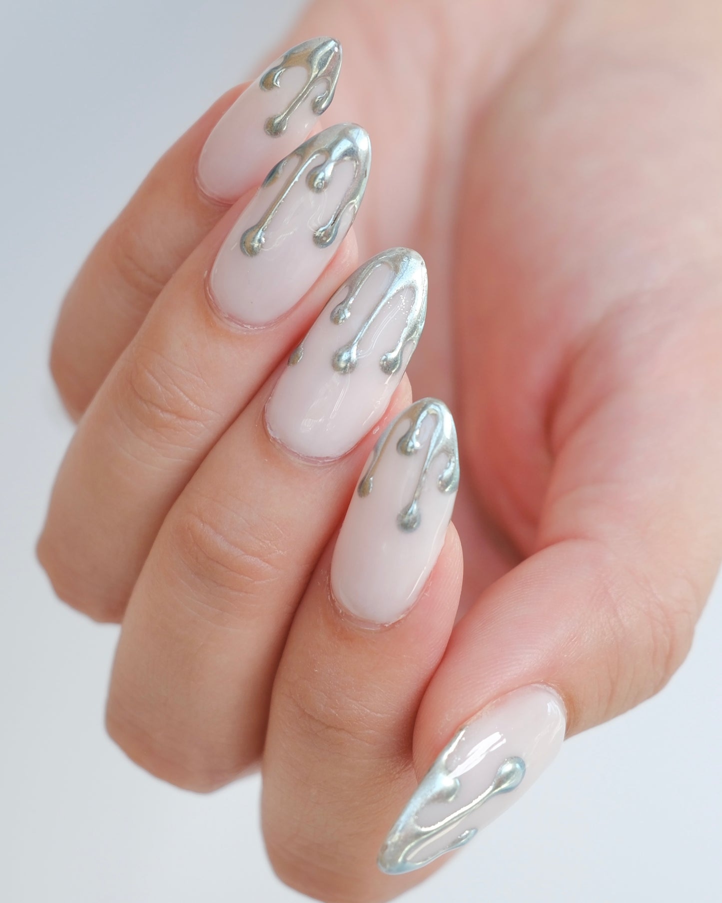 QUICKSILVER PRESS-ON NAILS